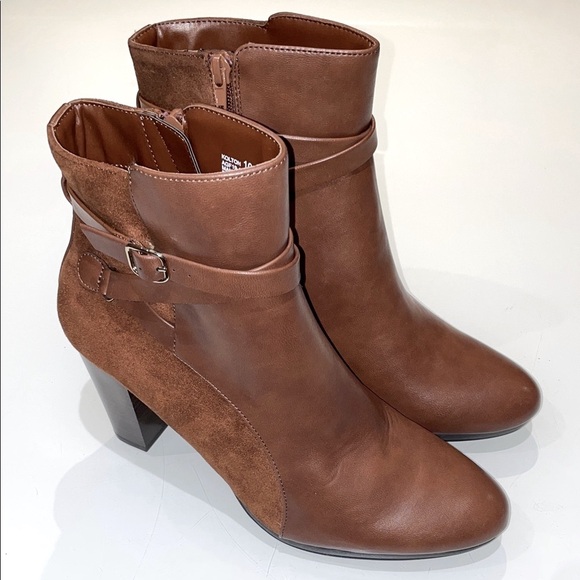*NEW* Andrew Geller Ankle Booties - Picture 15 of 15